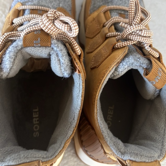 SOREL Women's Kinetic Caribou Boot Size 8 - Picture 5 of 7